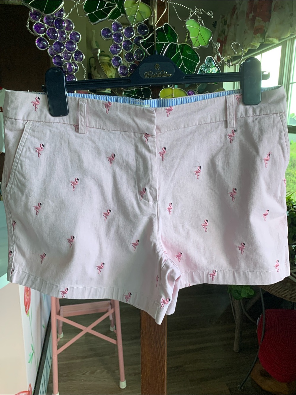 Cambridge Dry Goods Pink Embroidered Flamingo Chino Shorts Size 10